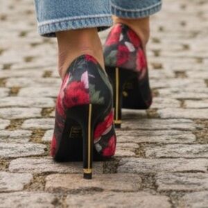 Ted Baker London Charlotte Pumps, Black Multi Floral Satin, Pointed Toe, Size 5